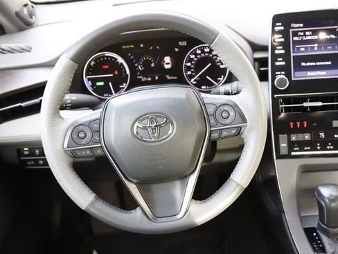 Used 2021 Toyota Avalon Limited w/ Advanced Safety Package image 18