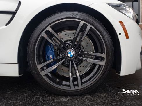 Used 2017 BMW M4 Convertible image 51