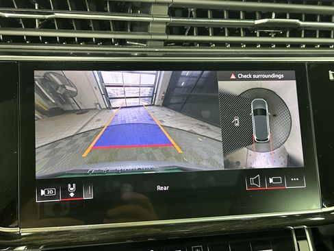 Certified 2025 Audi Q7 2.0T Premium Plus image 25