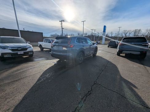 New 2026 Honda CR-V EX-L image 3