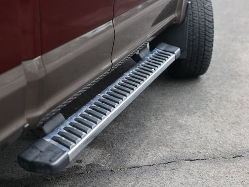 Used 2017 Ford F250 Lariat w/ Chrome Package image 42