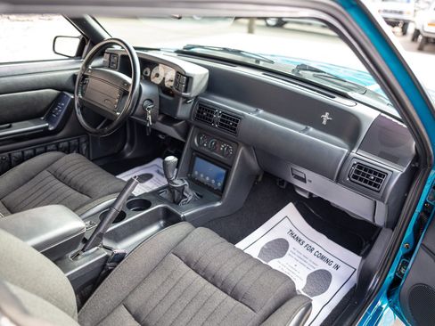 Used 1993 Ford Mustang Cobra image 32