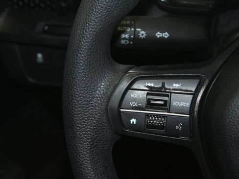 Used 2023 Honda CR-V EX image 19