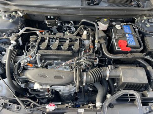 Used 2025 Honda Accord LX image 32