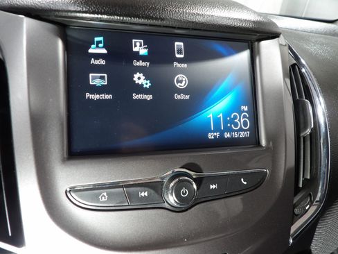 Used 2017 Chevrolet Cruze LT image 15