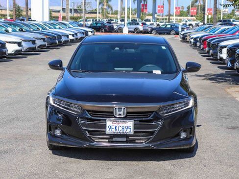 Used 2022 Honda Accord Sport image 2