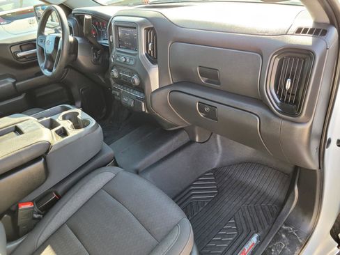 Used 2023 Chevrolet Silverado 1500 Custom Trail Boss image 9