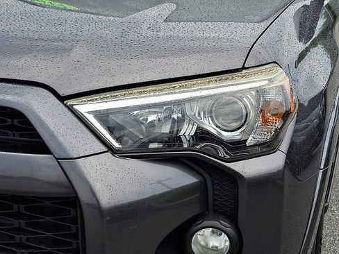 Used 2014 Toyota 4Runner SR5 Premium AWD/4WD image 9