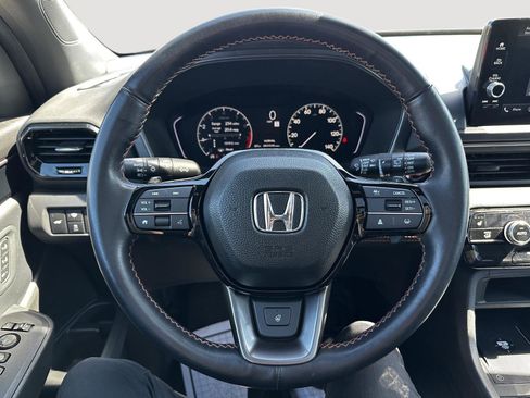 Certified 2024 Honda Pilot TrailSport image 10