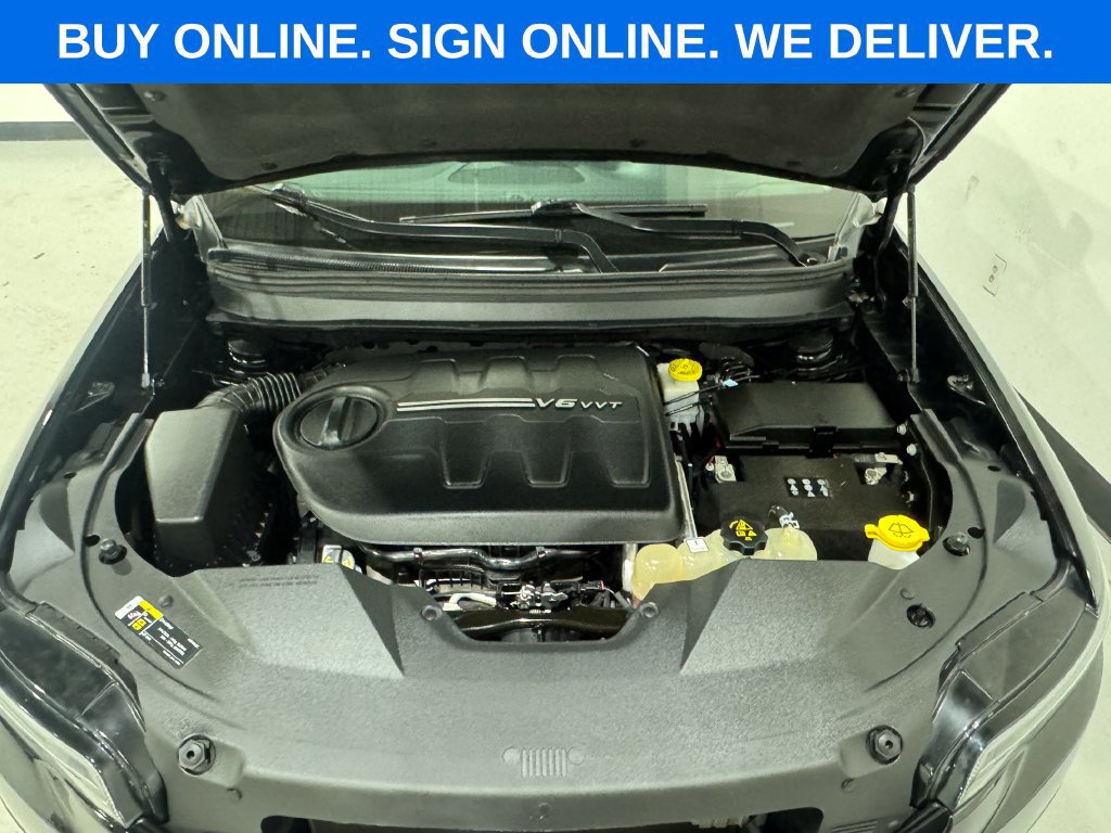 Used 2022 Jeep Cherokee Limited AWD/4WD image 11