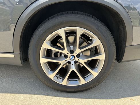 Used 2021 BMW X5 sDrive40i w/ Premium Package RWD image 13