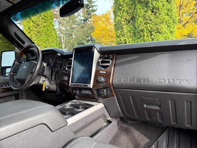 Used 2016 Ford F350 Platinum w/ Platinum Package AWD/4WD image 25