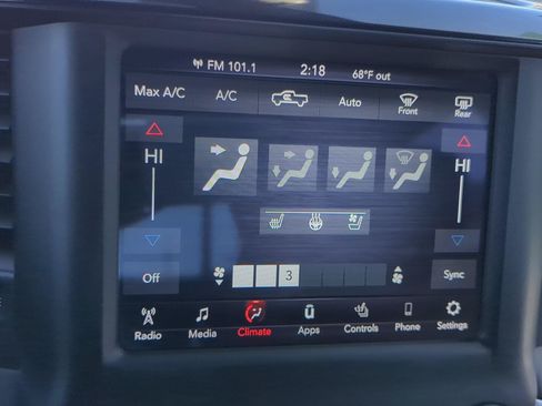 Used 2020 RAM 1500 Laramie w/ Sport Appearance Package AWD/4WD image 25
