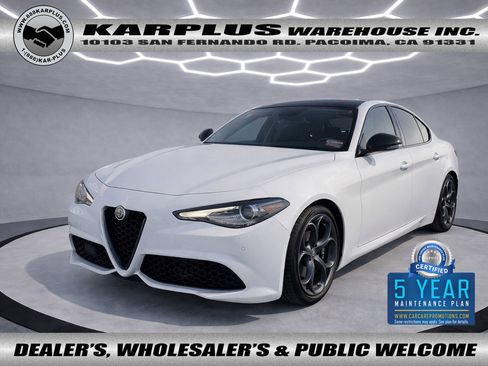 Used 2018 Alfa Romeo Giulia Ti Sport w/ Quick Order Package 22U Sport image 1