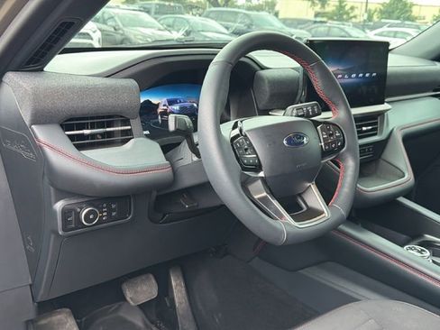 Used 2026 Ford Explorer ST-Line w/ Premium Package RWD image 12