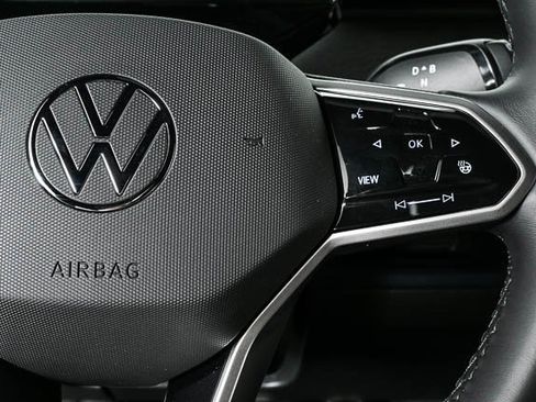 New 2025 Volkswagen ID. Buzz Pro S image 13