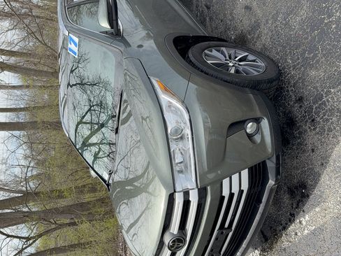 Used 2017 Toyota Highlander XLE image 7