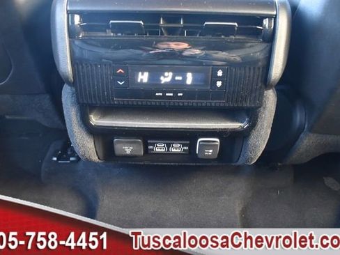 Used 2024 Jeep Wagoneer 4WD image 30