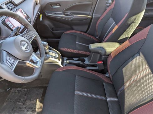 New 2025 Nissan Versa SR image 10