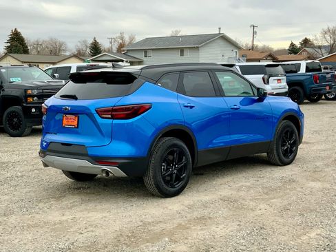 New 2025 Chevrolet Blazer LT w/ Midnight/Sport Edition image 5