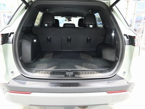 New 2026 Chevrolet Equinox LT w/ Convenience Package II image 27