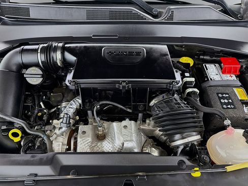 Used 2024 Jeep Compass Latitude image 32