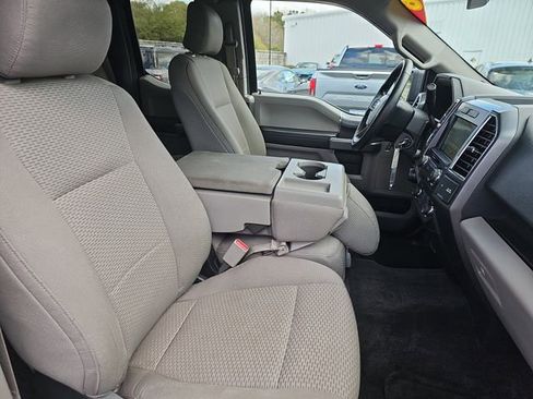 Used 2016 Ford F150 XLT w/ Equipment Group 302A Luxury image 10