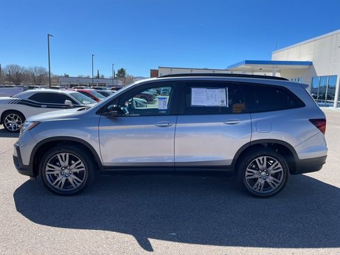 Certified 2022 Honda Pilot Sport image 2