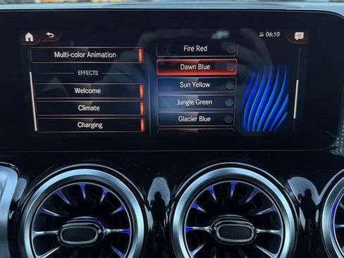 Used 2022 Mercedes-Benz EQB 300 4MATIC image 49