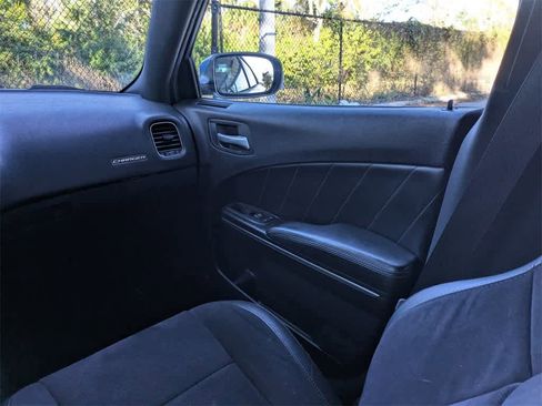 Used 2015 Dodge Charger R/T image 19