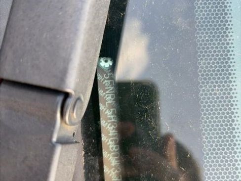 Used 2016 Honda Odyssey SE image 19