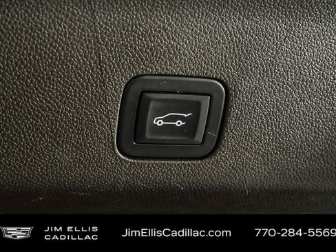 Used 2025 Chevrolet Tahoe LT image 32