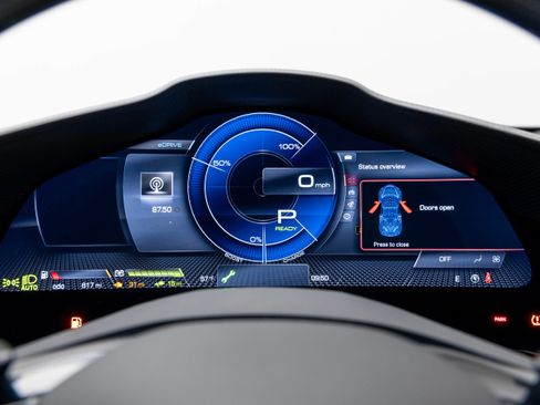 Certified 2024 Ferrari SF90 Spider image 17