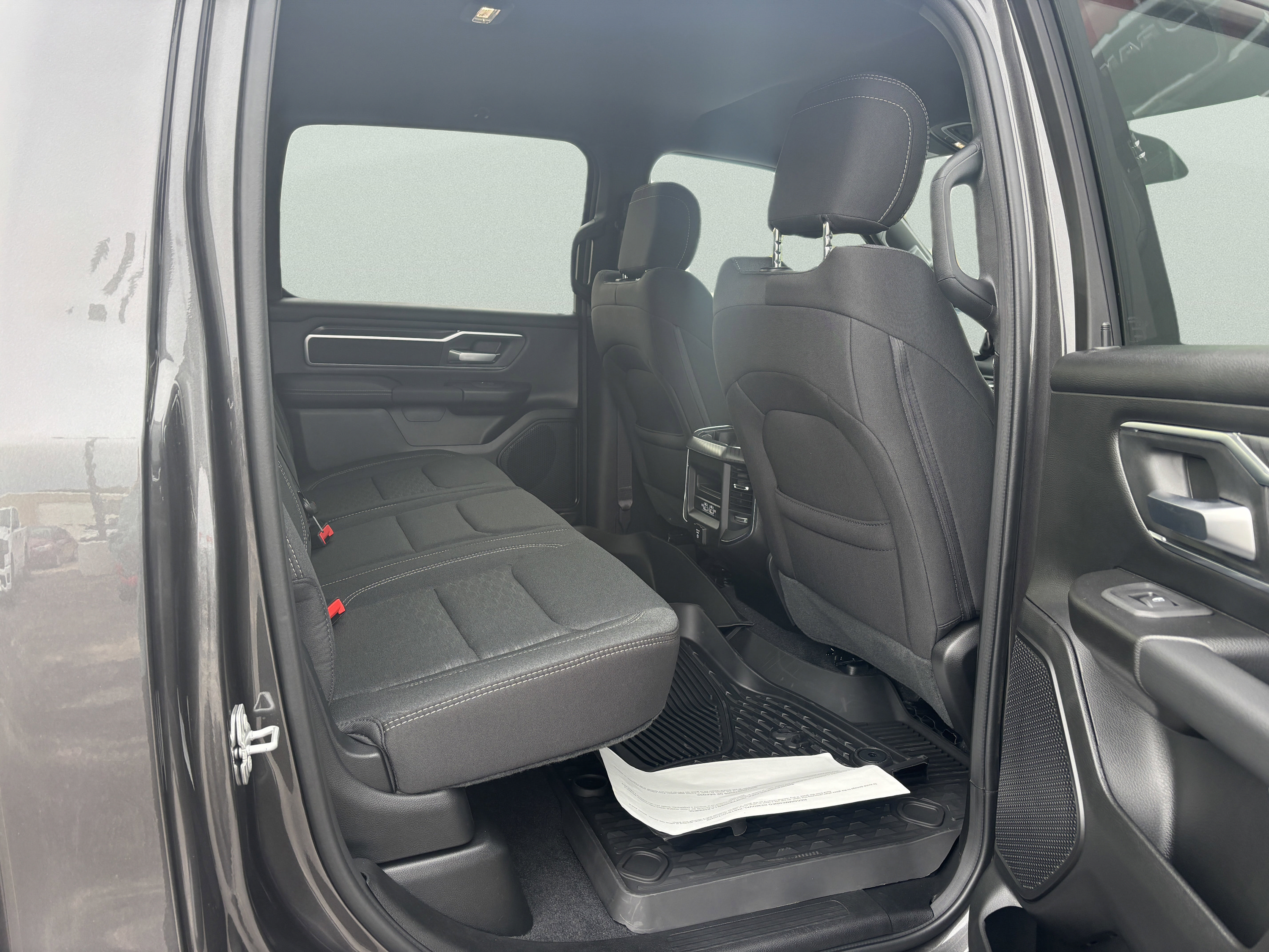 Used 2025 RAM 1500 Big Horn AWD/4WD image 14