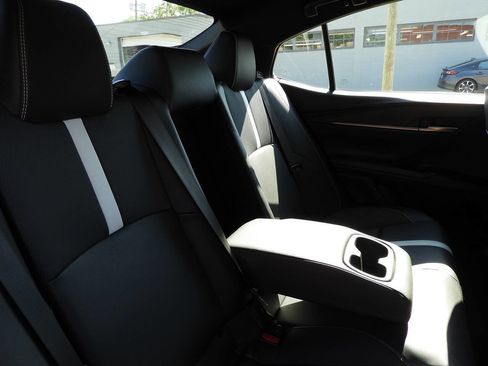 Used 2025 Toyota Camry SE FWD image 32