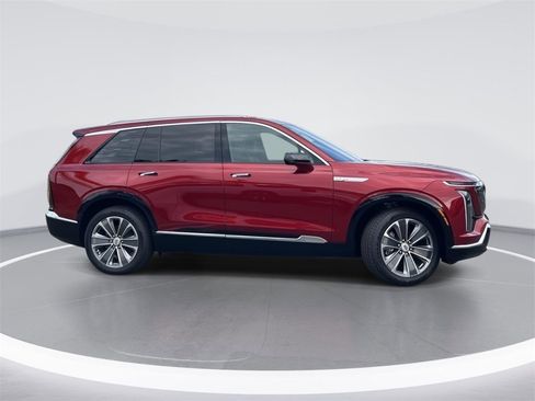 New 2026 Cadillac Vistiq Luxury image 2