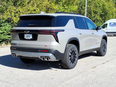 New 2026 Chevrolet Traverse Z71 w/ Enhanced Driving Package AWD/4WD image 17