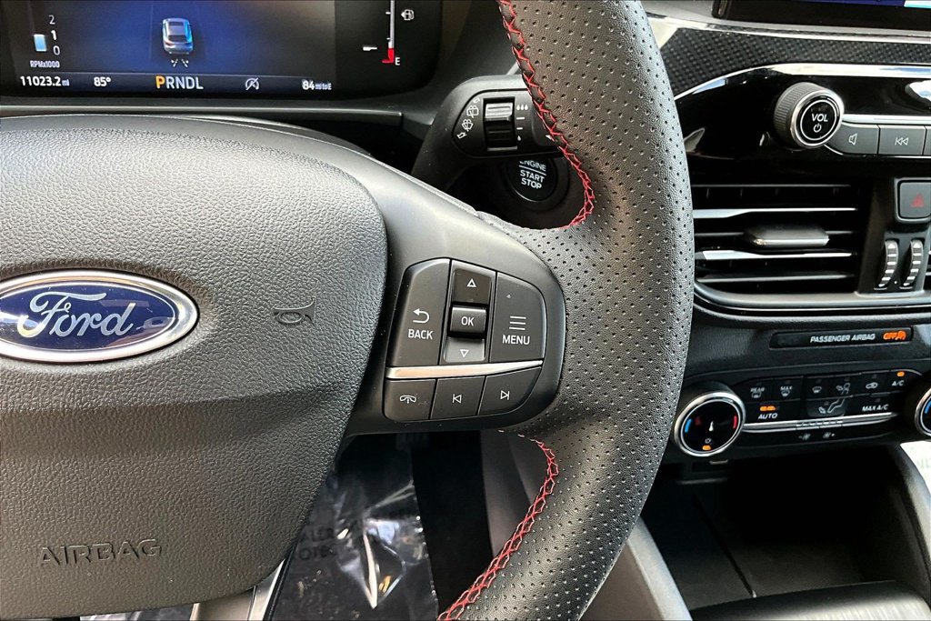 Used 2025 Ford Escape ST-Line FWD image 14
