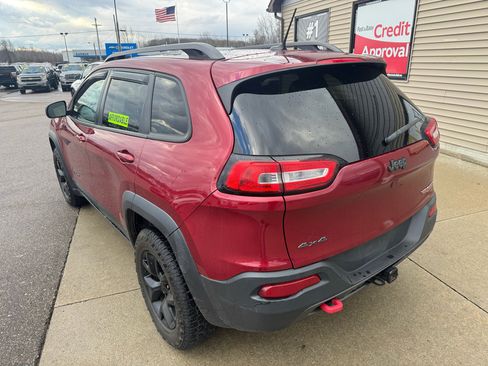 Used 2015 Jeep Cherokee Trailhawk w/ Comfort/Convenience Group image 7