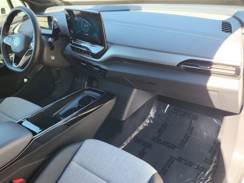 Certified 2024 Volkswagen ID.4 Standard image 14