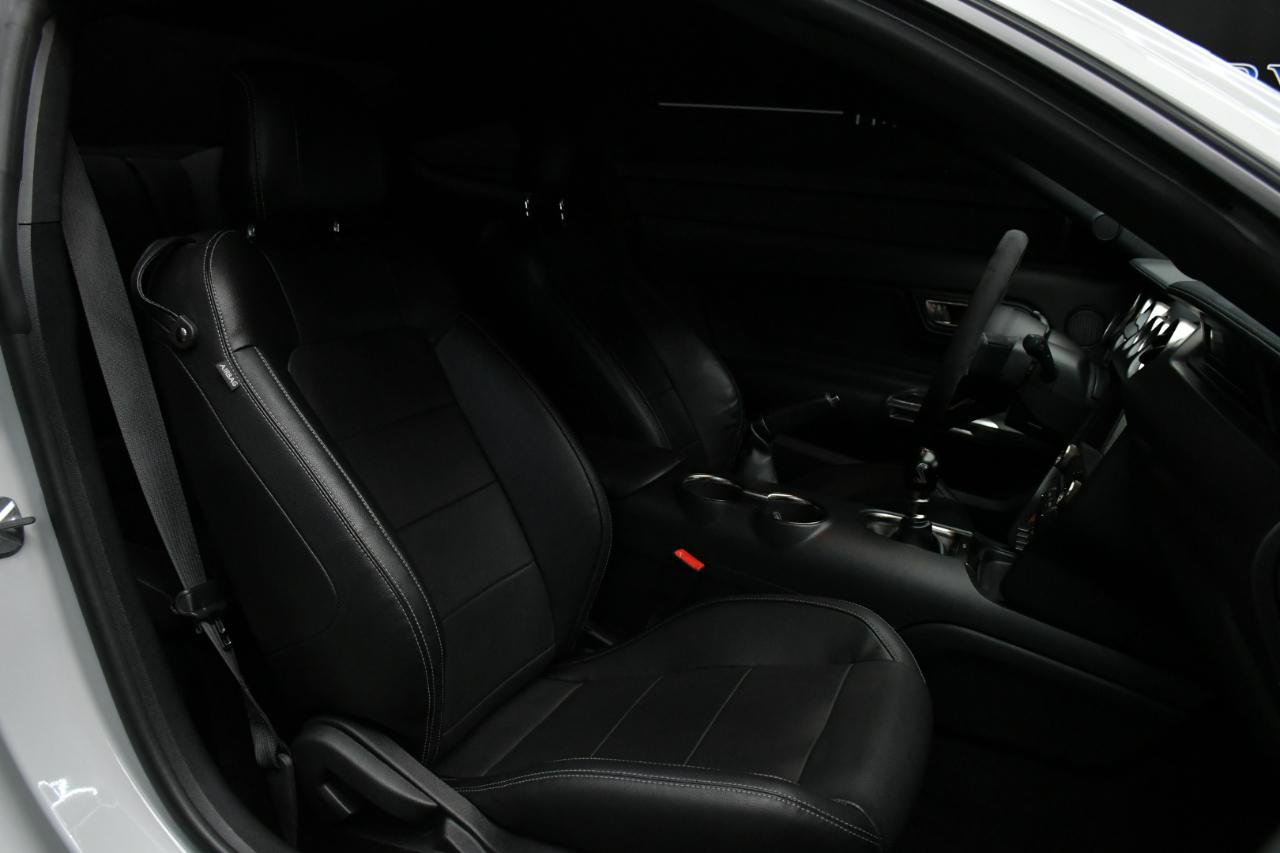 Used 2017 Ford Mustang Shelby GT350 w/ Electronics Package RWD image 38