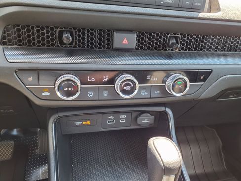 Certified 2024 Honda CR-V EX image 15