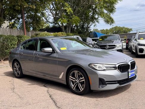 Used 2023 BMW 530i xDrive w/ Premium Package AWD/4WD image 8