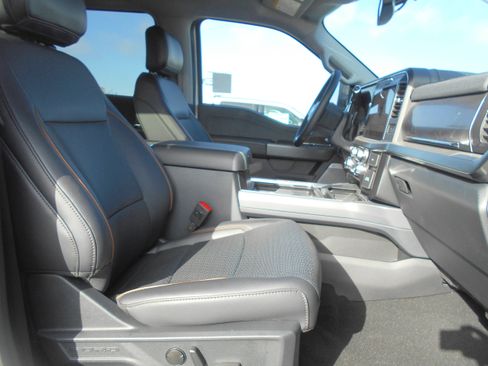 New 2025 Ford F250 Lariat w/ Lariat Ultimate Package image 38
