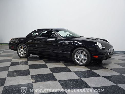Used 2005 Ford Thunderbird RWD image 16