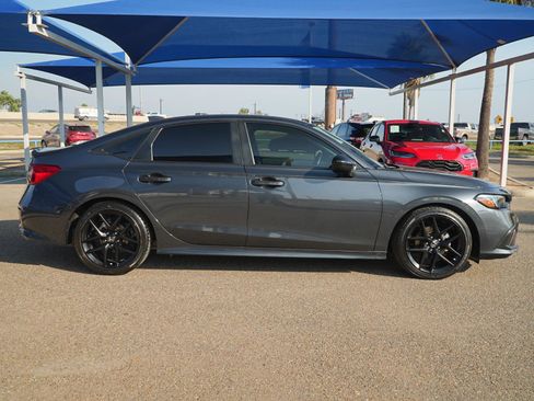 Used 2024 Honda Civic Sport image 4