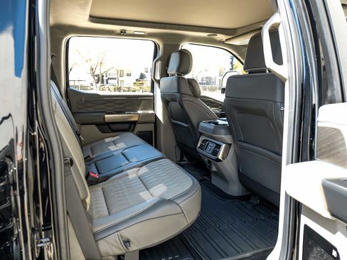 Used 2025 Ford F450 Platinum w/ Platinum Plus Package AWD/4WD image 39