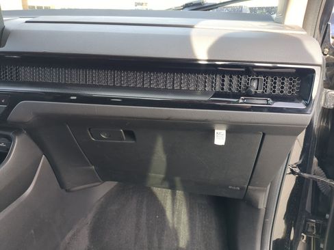 Used 2023 Honda CR-V EX-L image 31