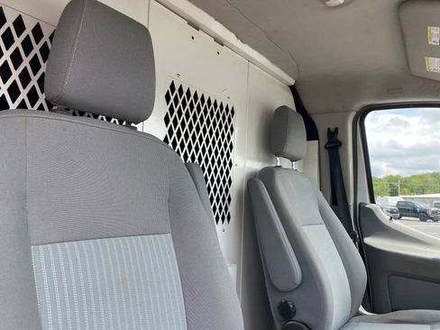 Used 2018 Ford Transit 250 148 Low Roof RWD image 22