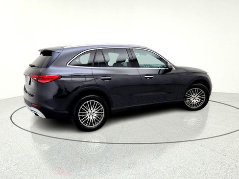 Certified 2026 Mercedes-Benz GLC 300 image 10